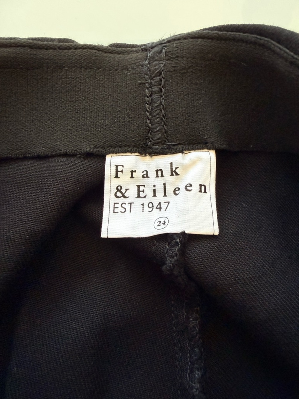 Frank & Eileen Black Derry Illusion Slim Cropped Pants size 24 - Picture 7 of 8